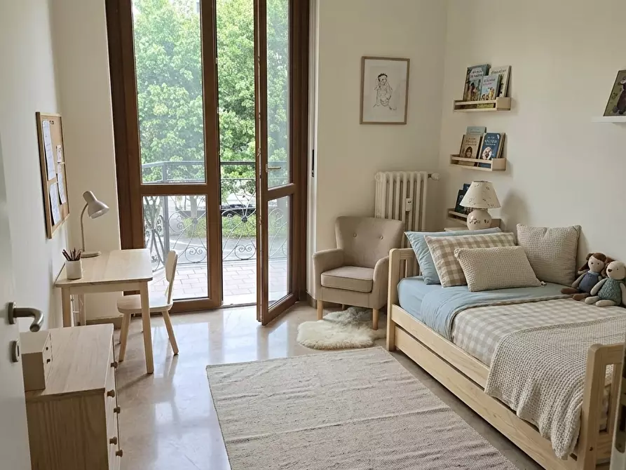 Immagine 19 di Trilocale in vendita  in Via Giacomo Leopardi 16 a Erba