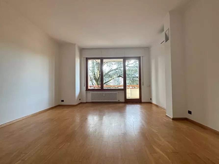 Immagine 8 di Quadrilocale in affitto  in Via Enrico Musa 4 a Como