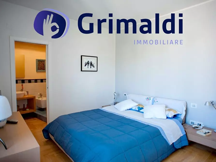 Immagine 12 di Attico in vendita  in Via San Gennaro Agnano 62 a Pozzuoli