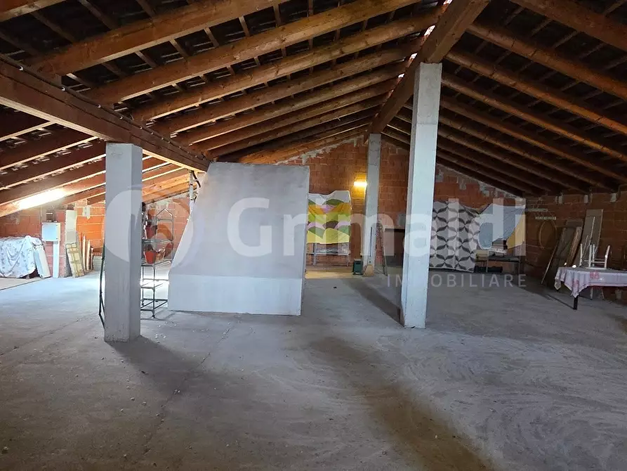 Immagine 73 di Villa in vendita  in Via Giovanni Antonio Comissetti 1 a Pezzana