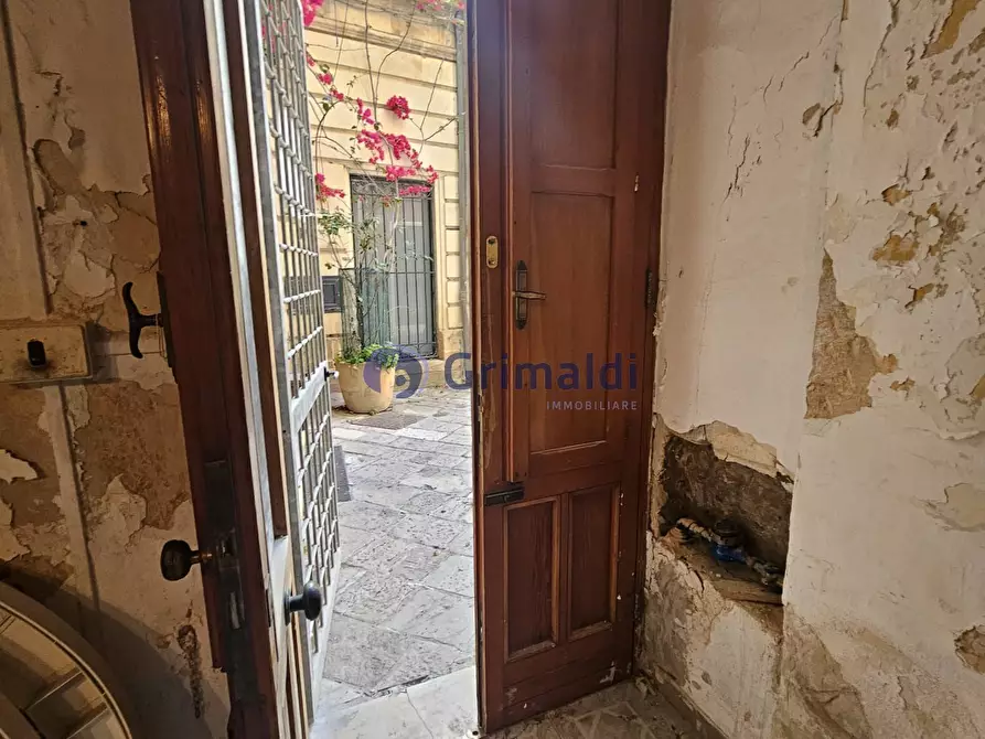Immagine 5 di Bilocale in vendita  in Via degli Antoglietta 14 a Lecce