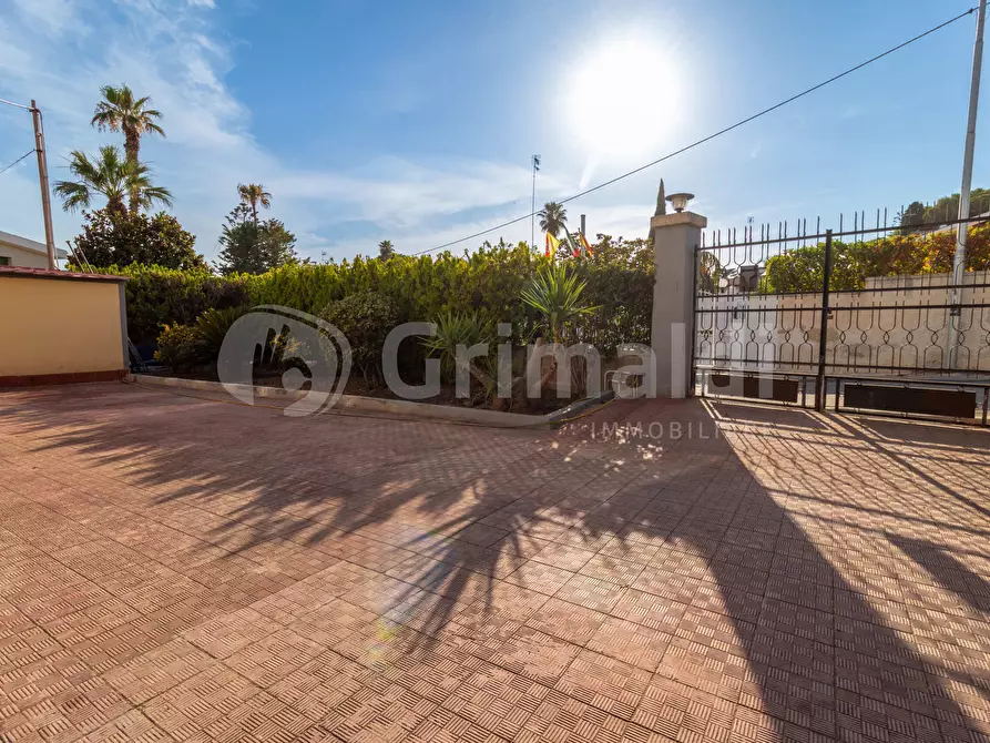 Immagine 21 di Villa in vendita  a Siracusa