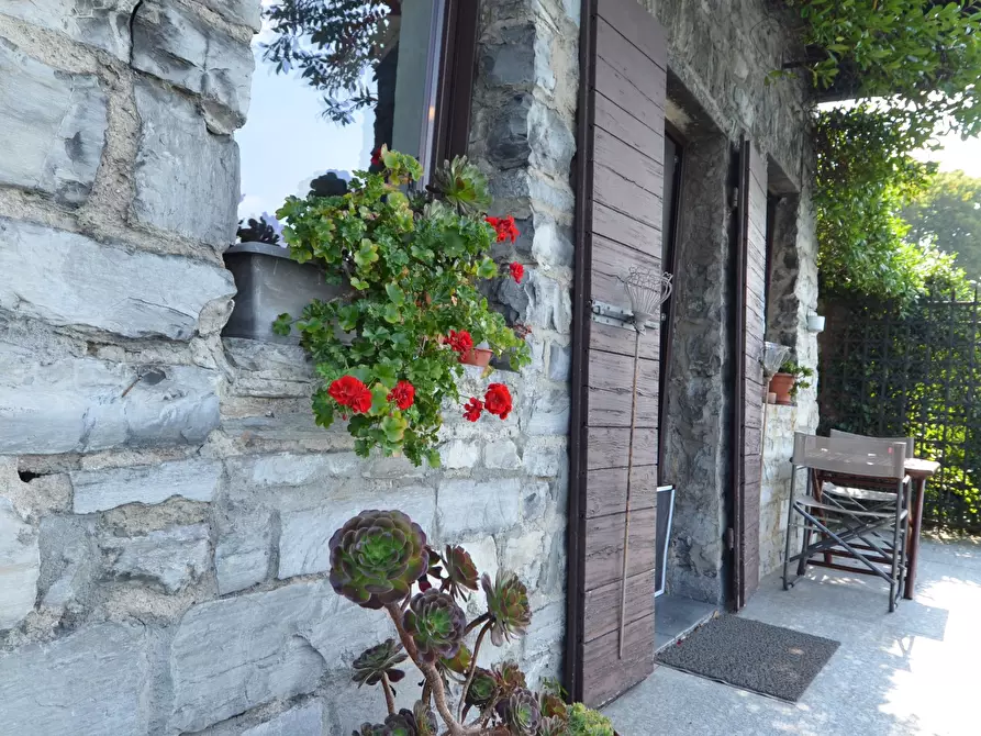 Immagine 3 di Casa indipendente in affitto  in Viale Geno 16 a Como