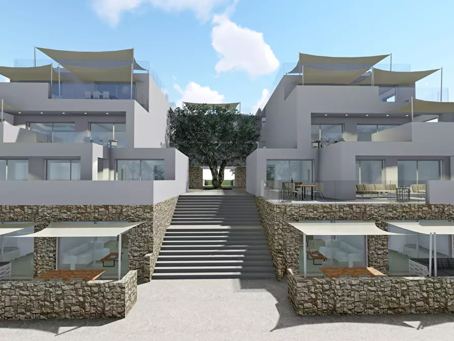 Immagine 47 di Trilocale in vendita  in Via Ugo Foscolo 34 a Castrignano Del Capo