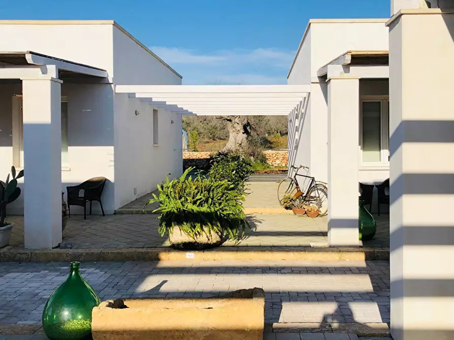 Immagine 1 di Casa indipendente in vendita  in Via Masseria Ungulìa 2 a Sannicola
