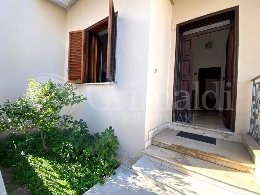Immagine 2 di Casa indipendente in vendita  in Via G. Megha a Galatone