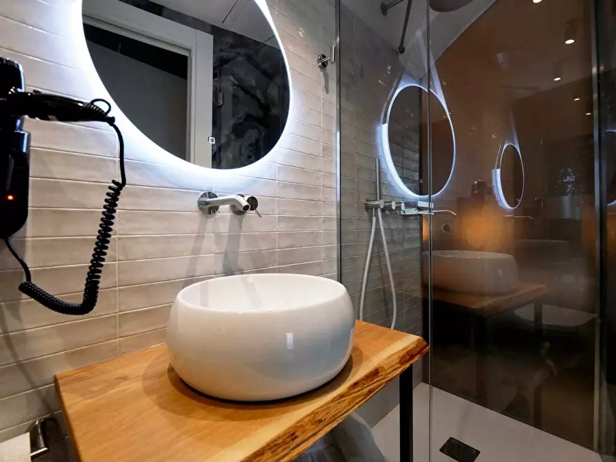 Immagine 3 di Appartamento in vendita  in Piazza Alessandro Manzoni a Monopoli