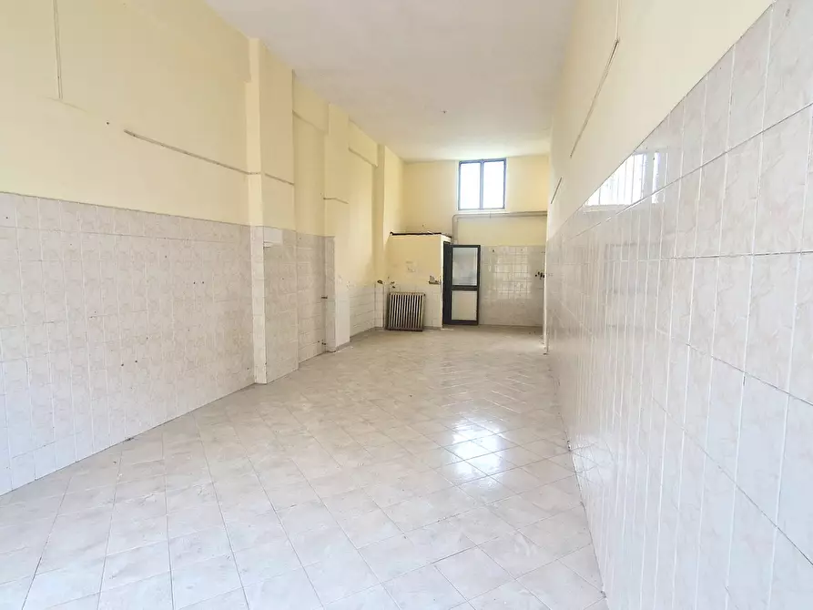 Immagine 3 di Bar / Ristorante in vendita  in via francesco tedesco 32 a Avellino