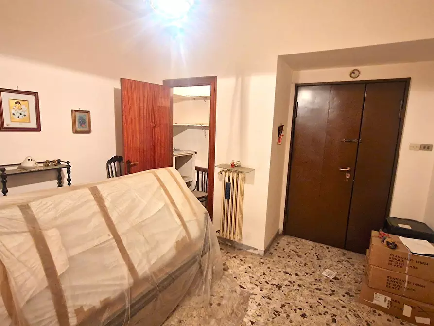 Immagine 3 di Quadrilocale in vendita  in Via Carlo Del Balzo 55 a Avellino