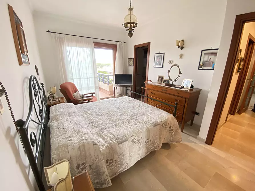 Immagine 29 di Attico in vendita  in Via Andrea Millevoi 401 a Roma