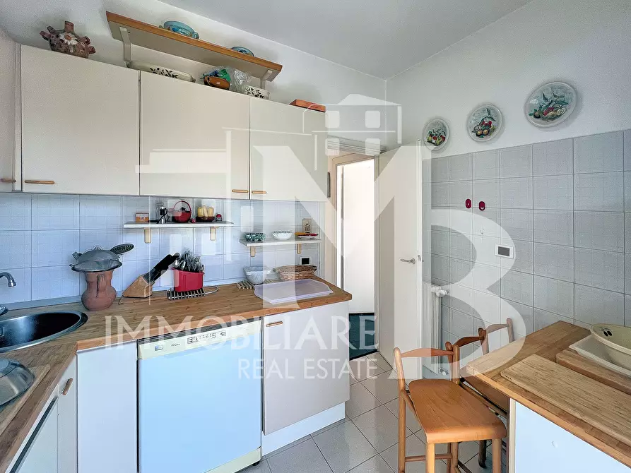 Immagine 11 di Pentalocale in vendita  in Via Privata Gilberto Govi 6 a Recco