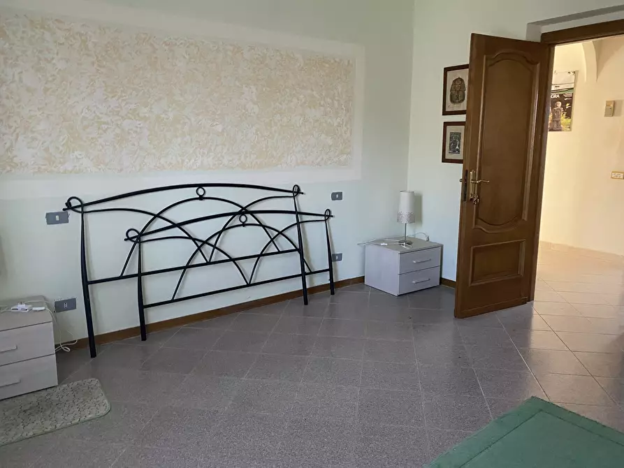 Immagine 13 di Casa indipendente in vendita  a Sarzana