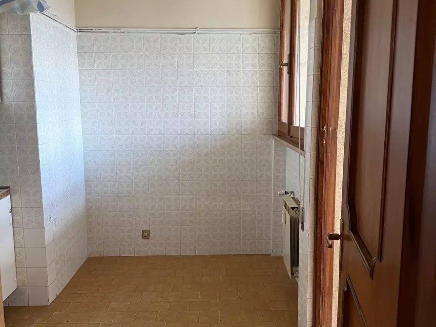 Immagine 2 di Trilocale in vendita  in Via Pietro Gori a Sarzana