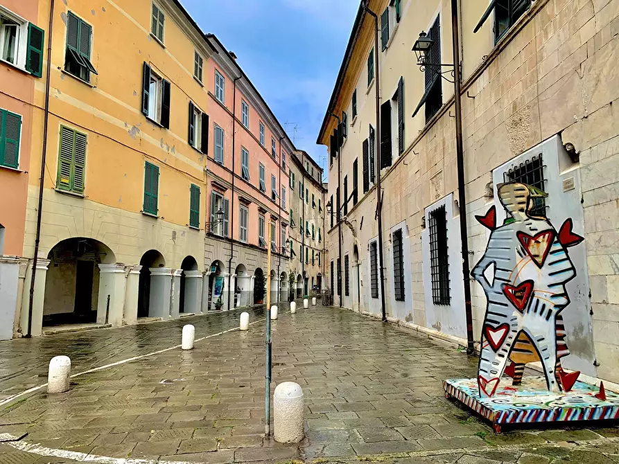 Immagine 33 di Quadrilocale in vendita  a Sarzana