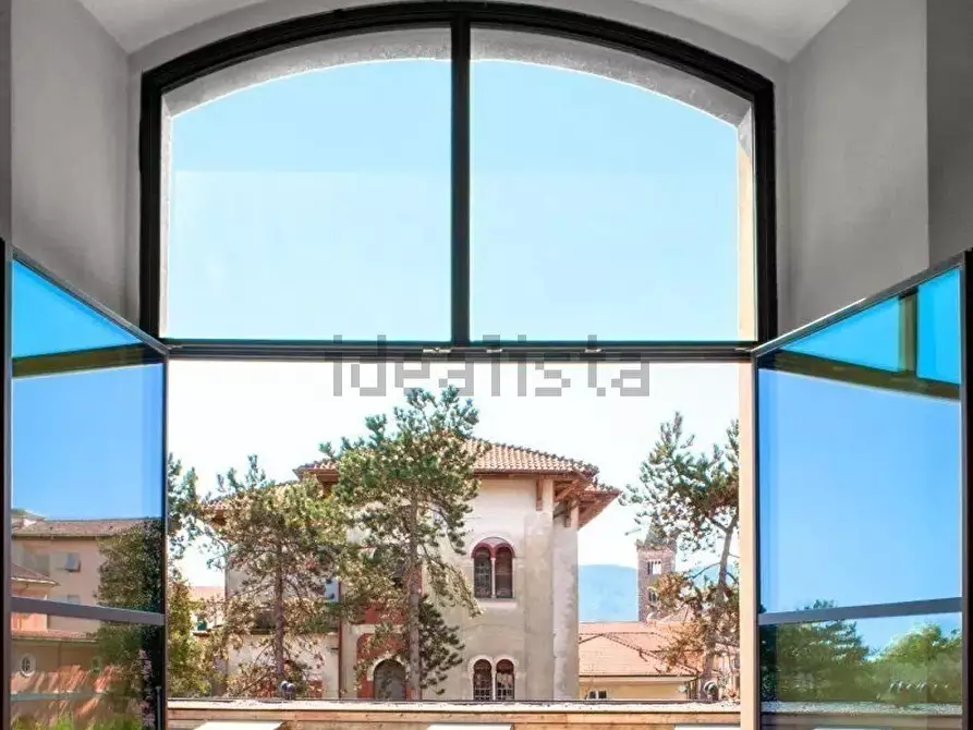 Immagine 2 di Loft/Open space in vendita  a Sarzana