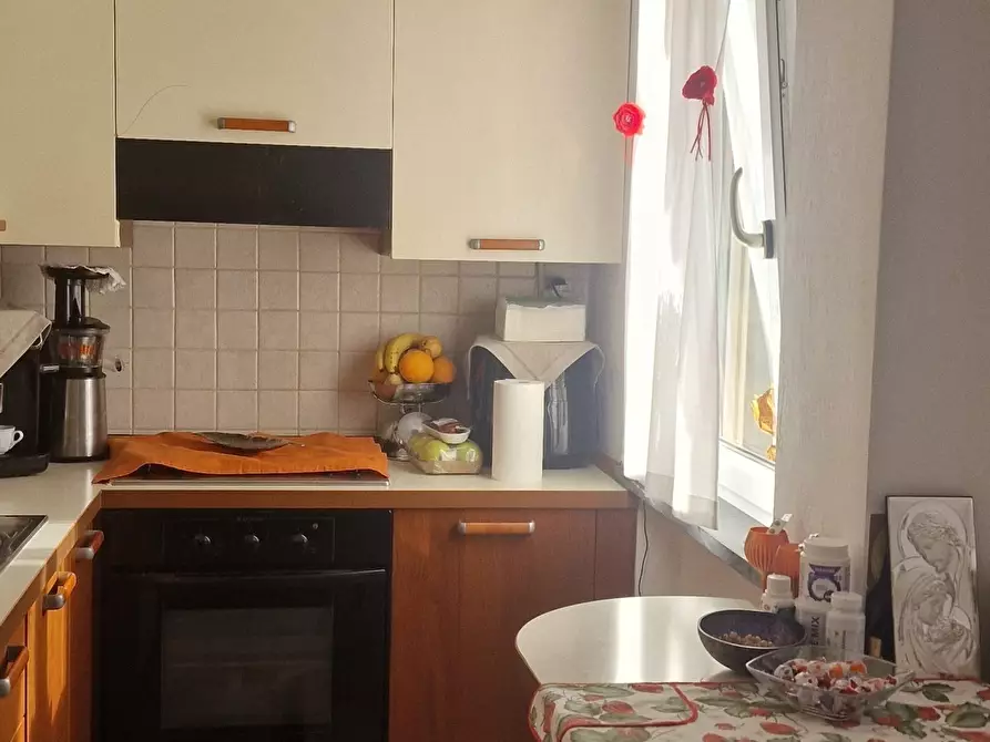 Immagine 5 di Bilocale in vendita  a La Spezia