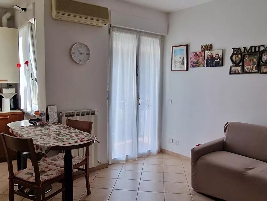 Immagine 8 di Bilocale in vendita  a La Spezia