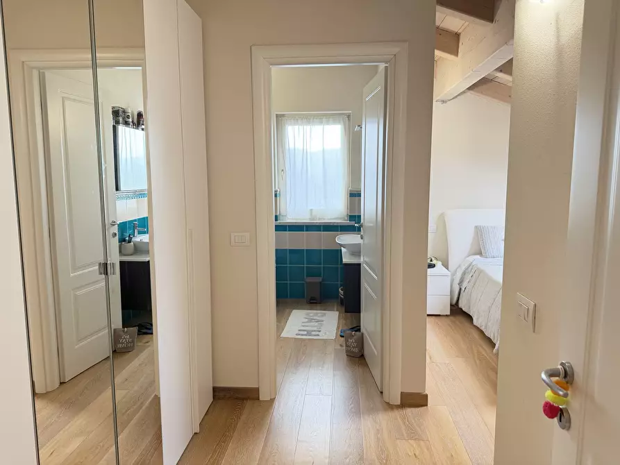 Immagine 3 di Pentalocale in vendita  in Via dei Molini a Sarzana