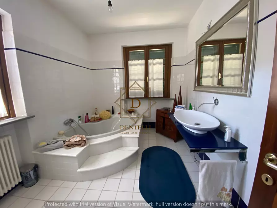 Immagine 34 di Rustico / casale in vendita  a Ameglia