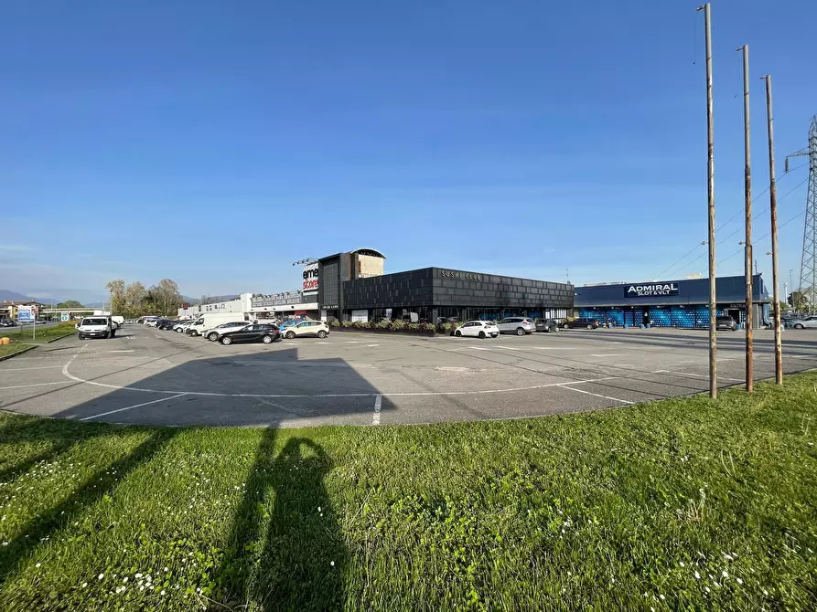 Immagine 5 di Locale commerciale in affitto  in Via Don Bergomi 64 a Brescia