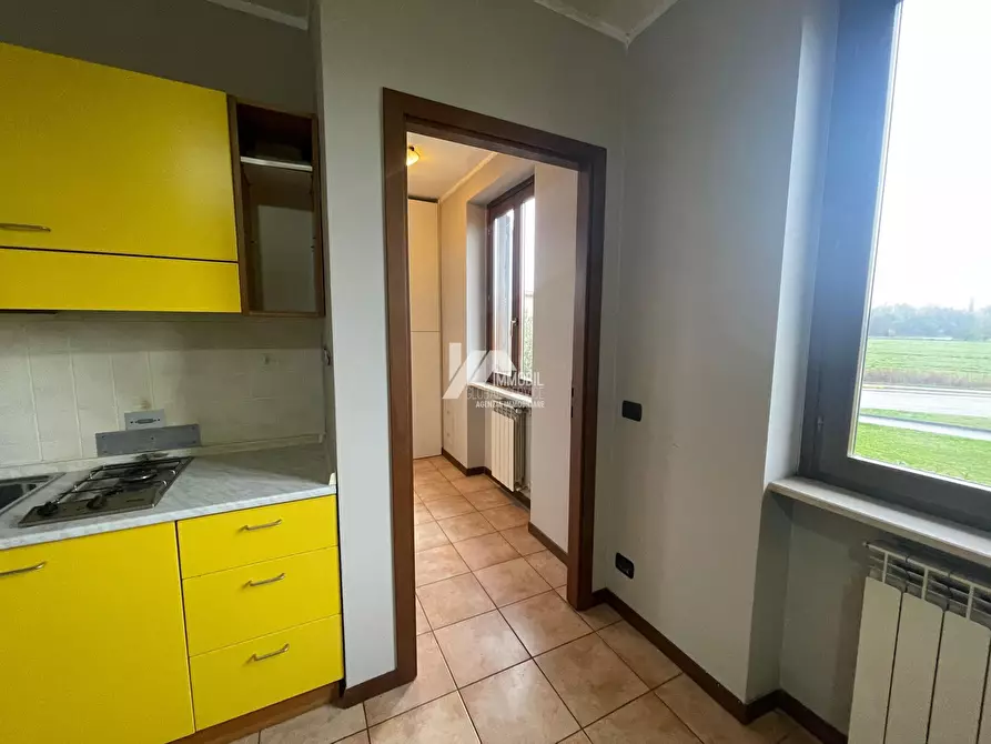 Immagine 4 di Monolocale in vendita  a Castel Mella