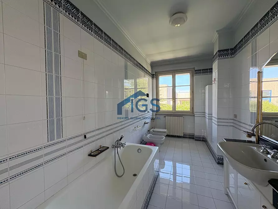 Immagine 31 di Villa in vendita  in Via Santa Giulia 3 a Travagliato