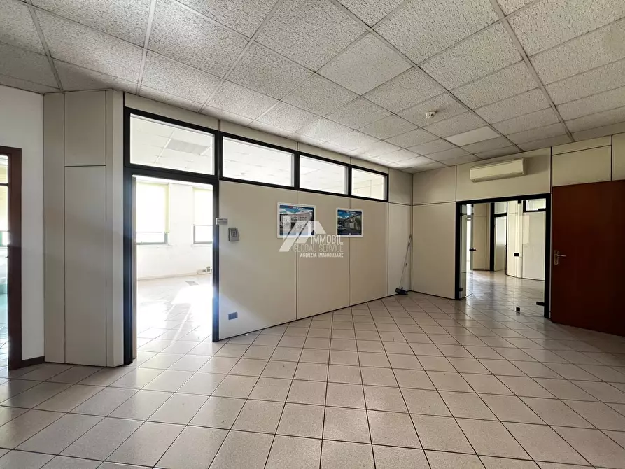 Immagine 13 di Ufficio in affitto  in Via Antonio Allegri 93 a Brescia