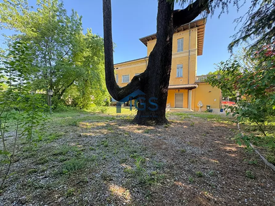 Immagine 12 di Villa in vendita  in Via Minzoni Don 5 a Rovato