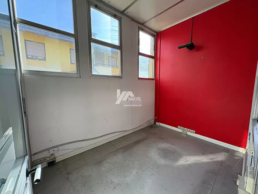 Immagine 8 di Attività artigianale in affitto  in Via Orzinuovi a Brescia