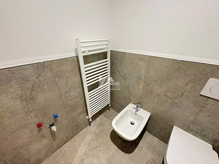 Immagine 8 di Trilocale in vendita  in Via Toscana 55 a Brescia