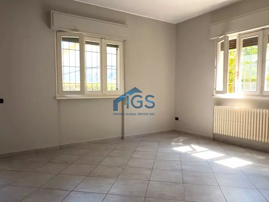 Immagine 11 di Villa in vendita  in Via Perugia a Brescia