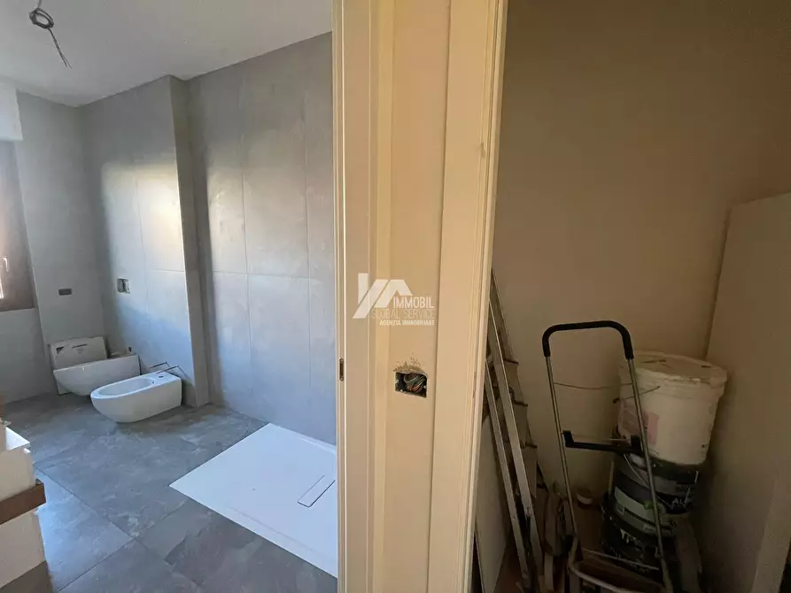 Immagine 11 di Trilocale in vendita  a Rovato