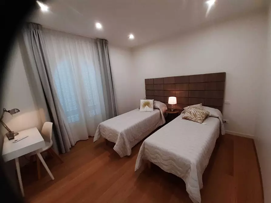 Immagine 23 di Villa in affitto  a Pietrasanta