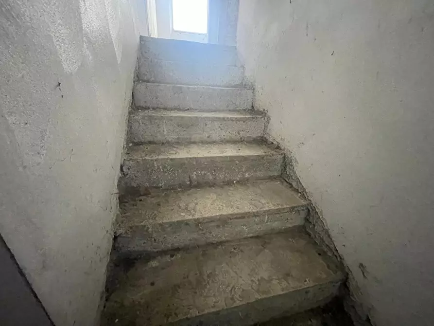 Immagine 26 di Porzione di casa in vendita  a Camaiore