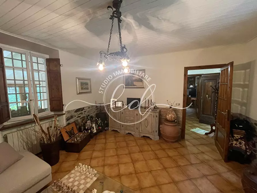 Immagine 8 di Porzione di casa in vendita  a Massarosa