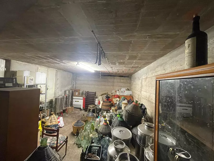 Immagine 24 di Porzione di casa in vendita  a Pietrasanta