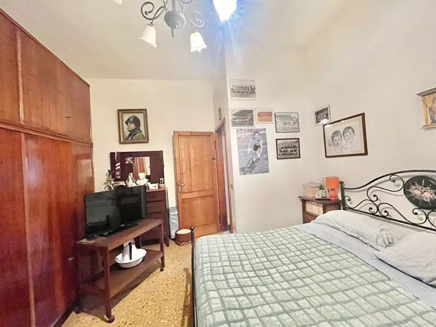 Immagine 8 di Quadrilocale in vendita  a Pietrasanta