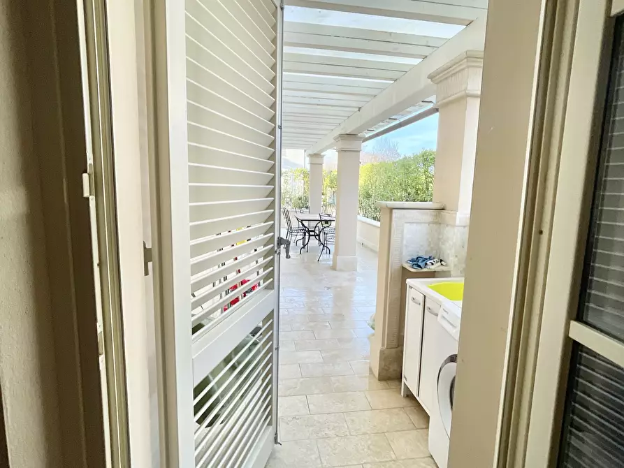 Immagine 31 di Villa in vendita  a Pietrasanta