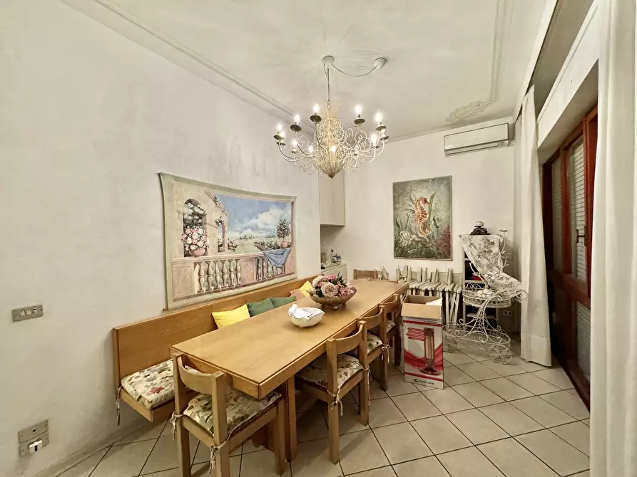 Immagine 14 di Quadrilocale in vendita  a Seravezza