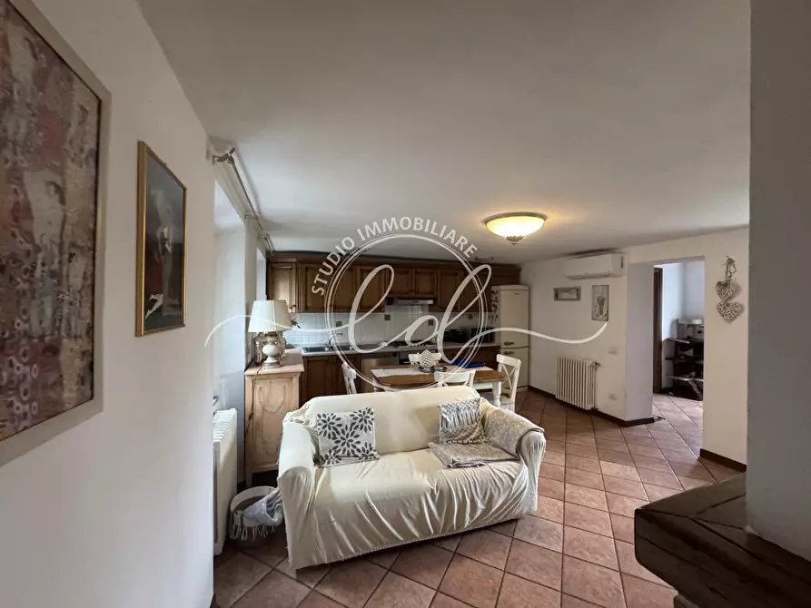 Immagine 44 di Terratetto in vendita  a Seravezza