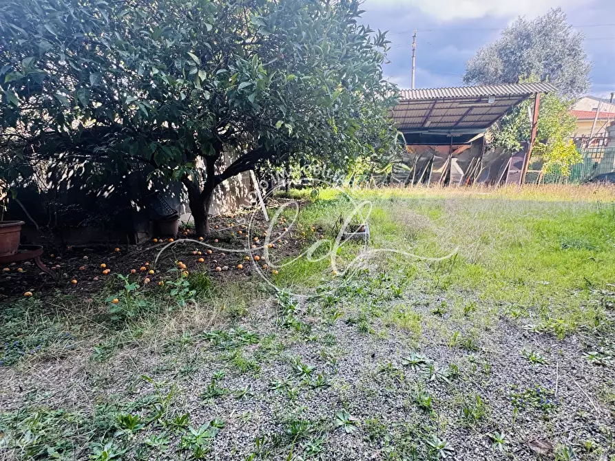 Immagine 28 di Porzione di casa in vendita  a Seravezza