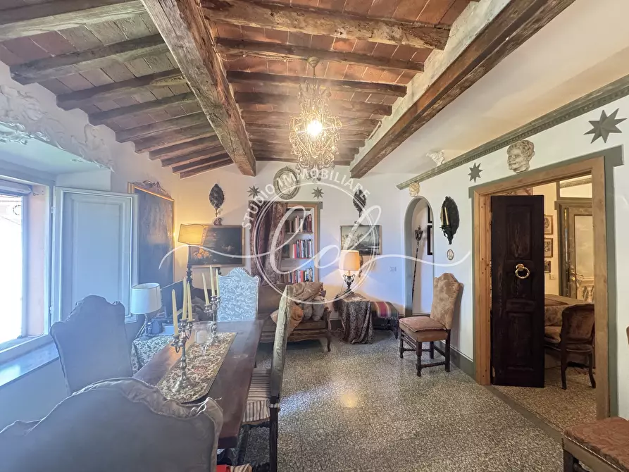 Immagine 16 di Trilocale in affitto  a Pietrasanta