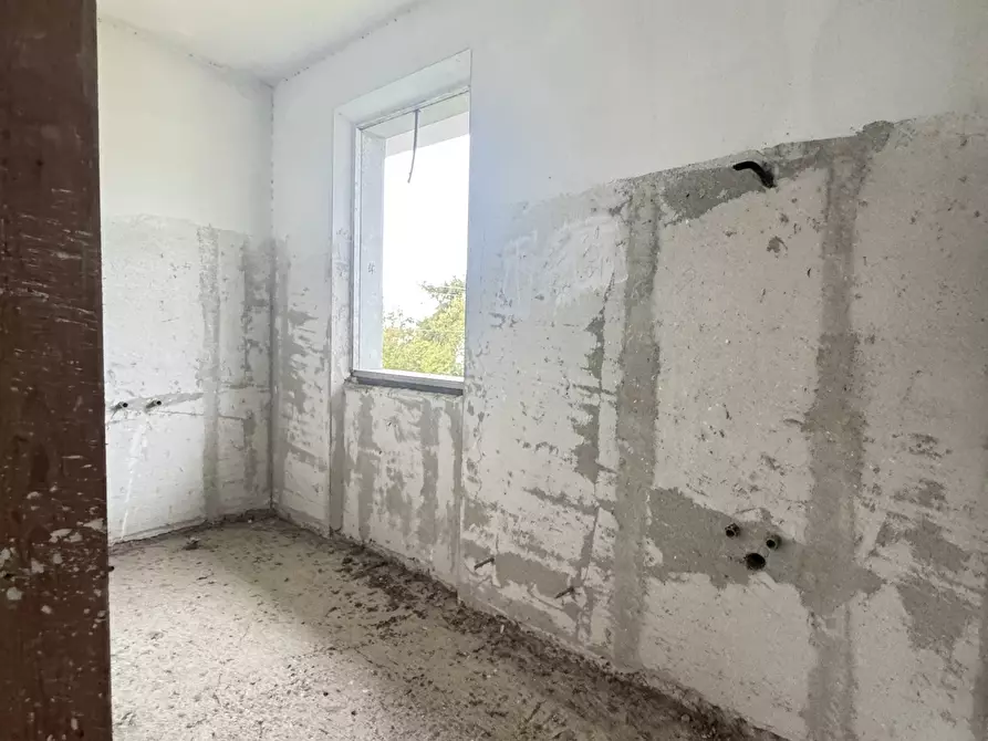 Immagine 19 di Porzione di casa in vendita  a Camaiore