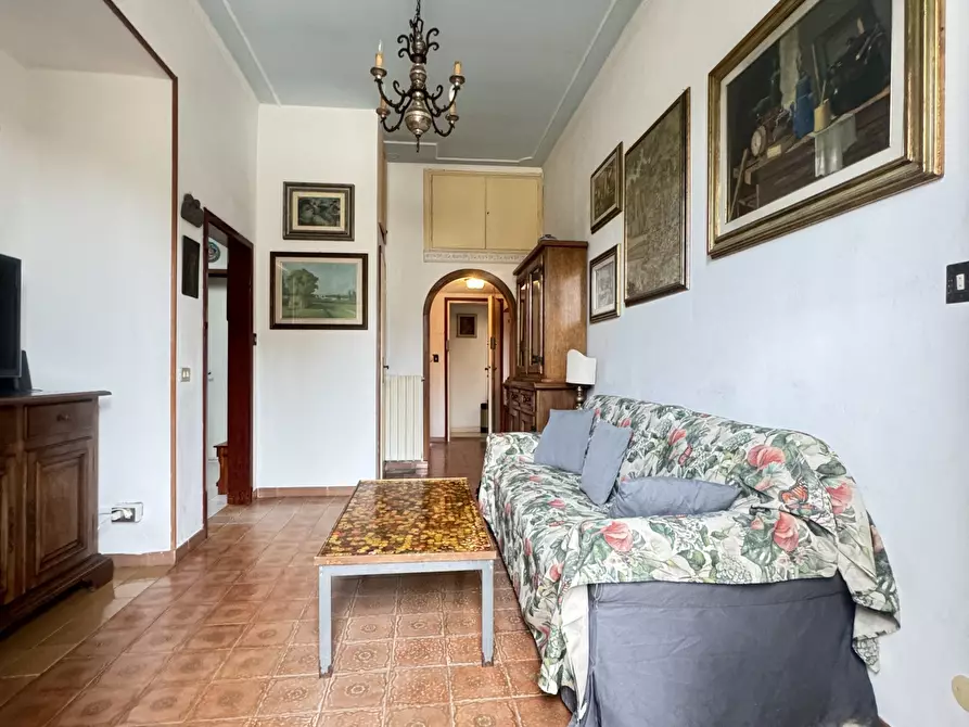 Immagine 6 di Quadrilocale in affitto  a Pietrasanta