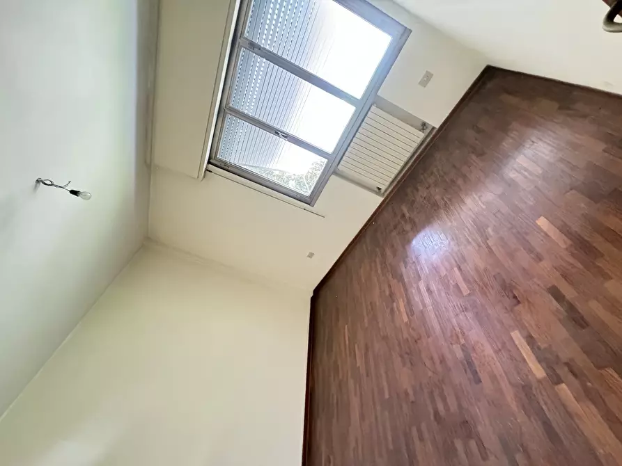 Immagine 70 di Porzione di casa in vendita  a Pietrasanta