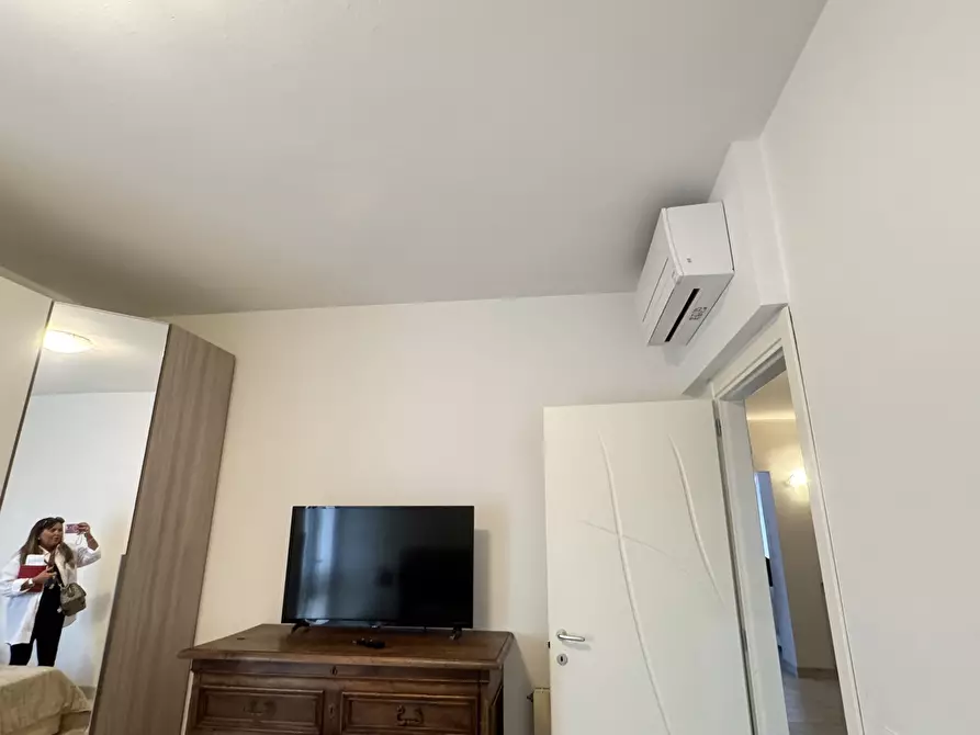 Immagine 43 di Quadrilocale in affitto  a Camaiore