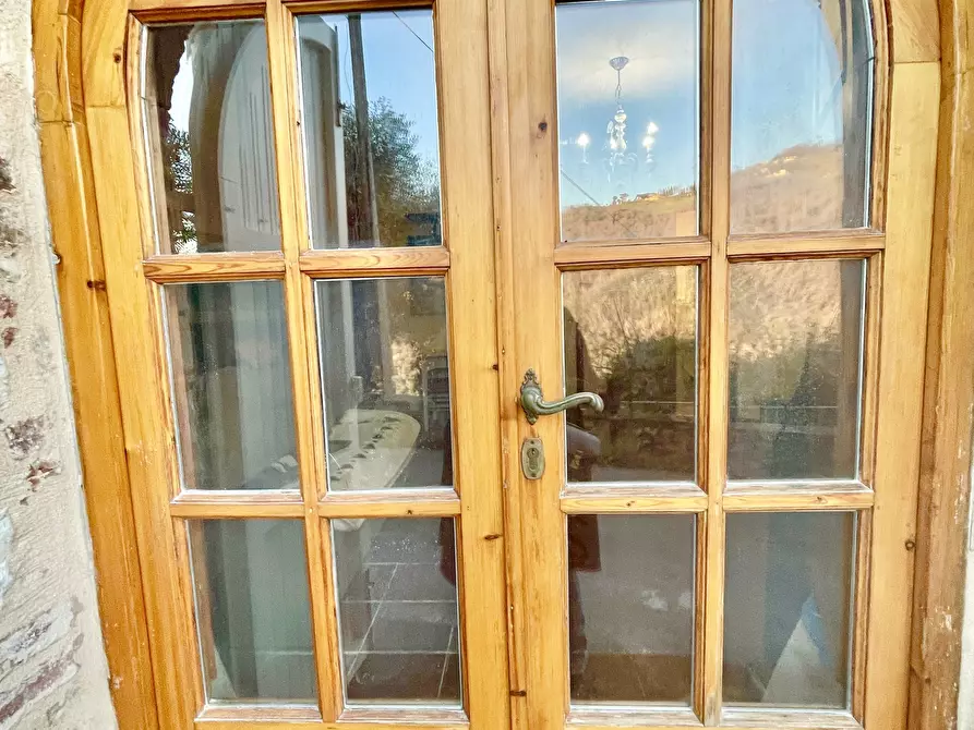 Immagine 55 di Porzione di casa in vendita  a Massarosa