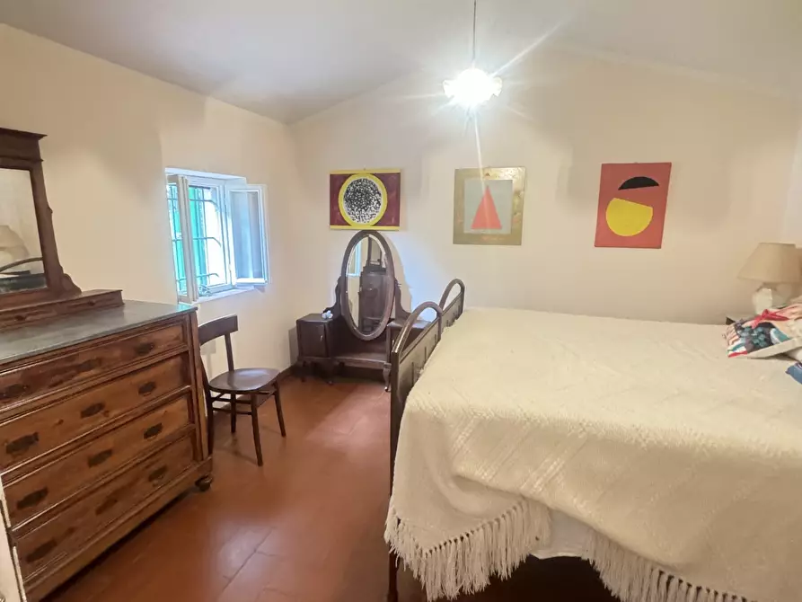 Immagine 16 di Rustico / casale in vendita  a Pietrasanta