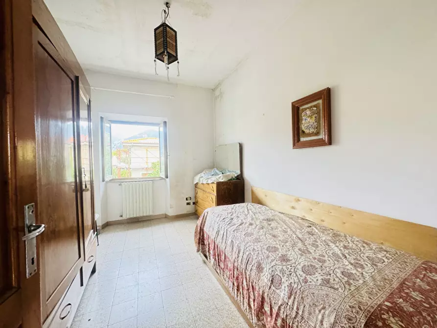 Immagine 30 di Porzione di casa in vendita  a Seravezza