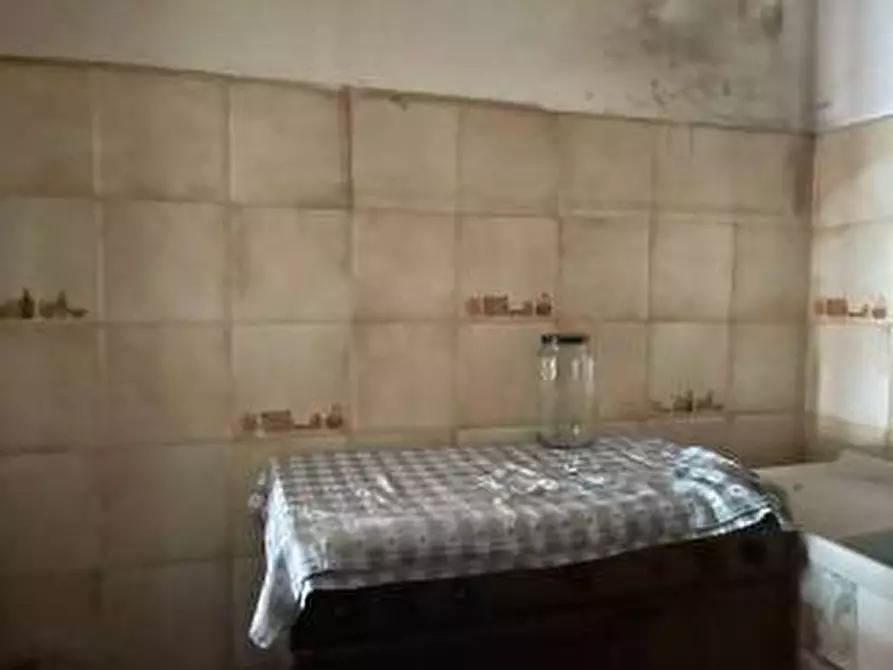 Immagine 9 di Casa indipendente in vendita  a Seravezza